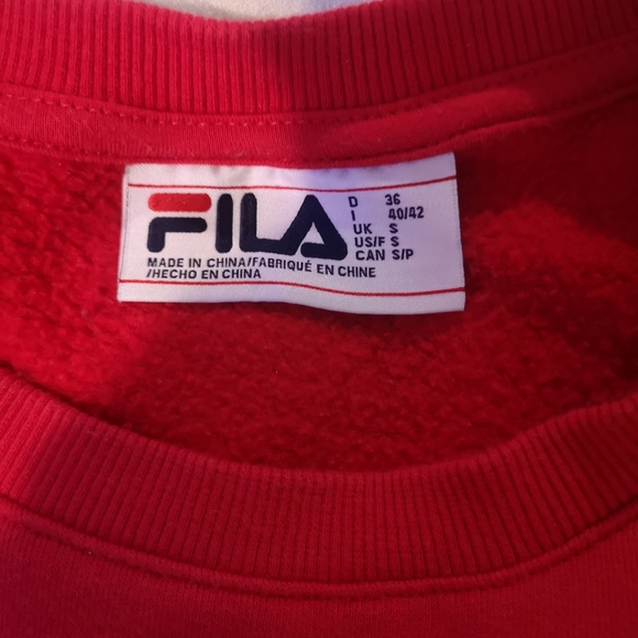 Fila Crewneck Sweater Size Small Red Blue White - Picture 8 of 9